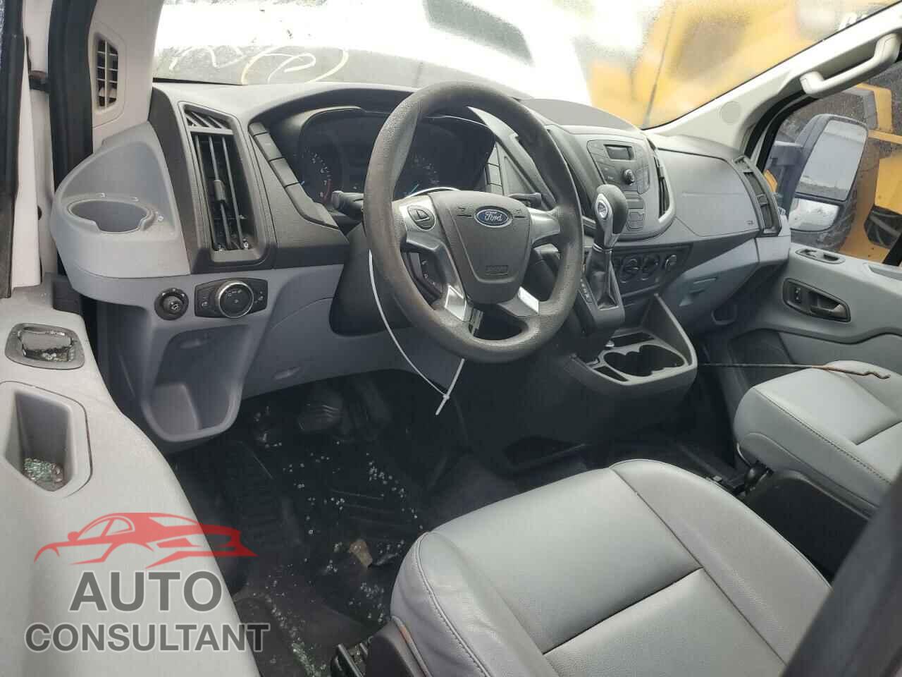 FORD TRANSIT 2015 - 1FTNR1ZM1FKB31104