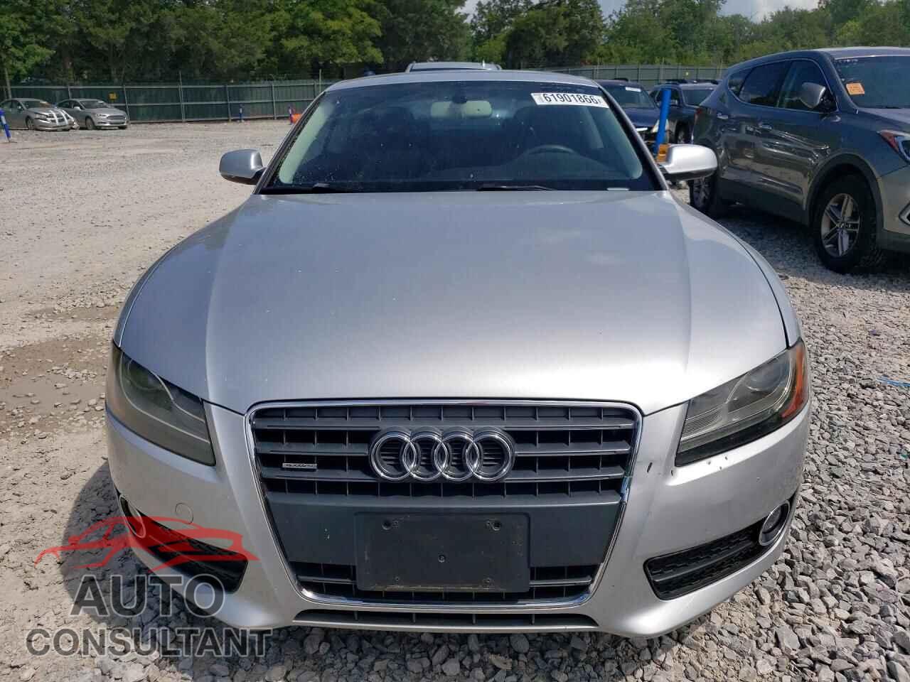 AUDI A5 2011 - WAULFAFR0BA067666