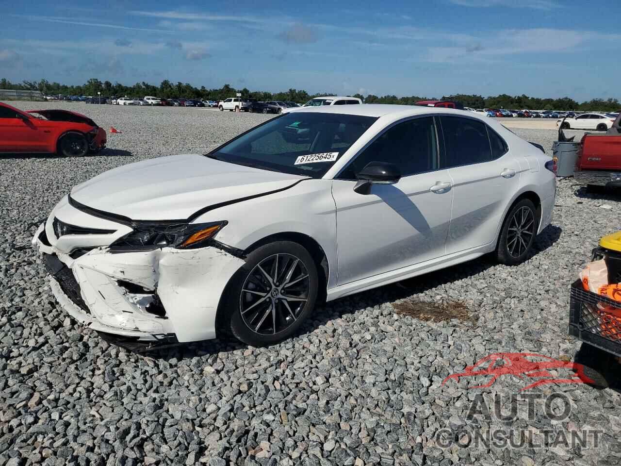 TOYOTA CAMRY 2023 - 4T1G11AK9PU739495