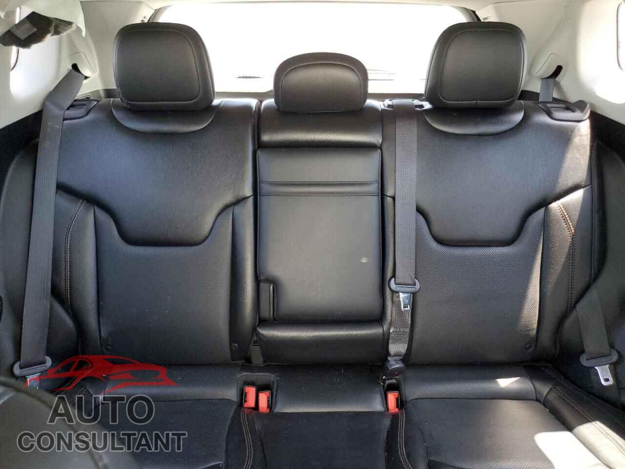 JEEP COMPASS 2018 - 3C4NJDCB6JT397953