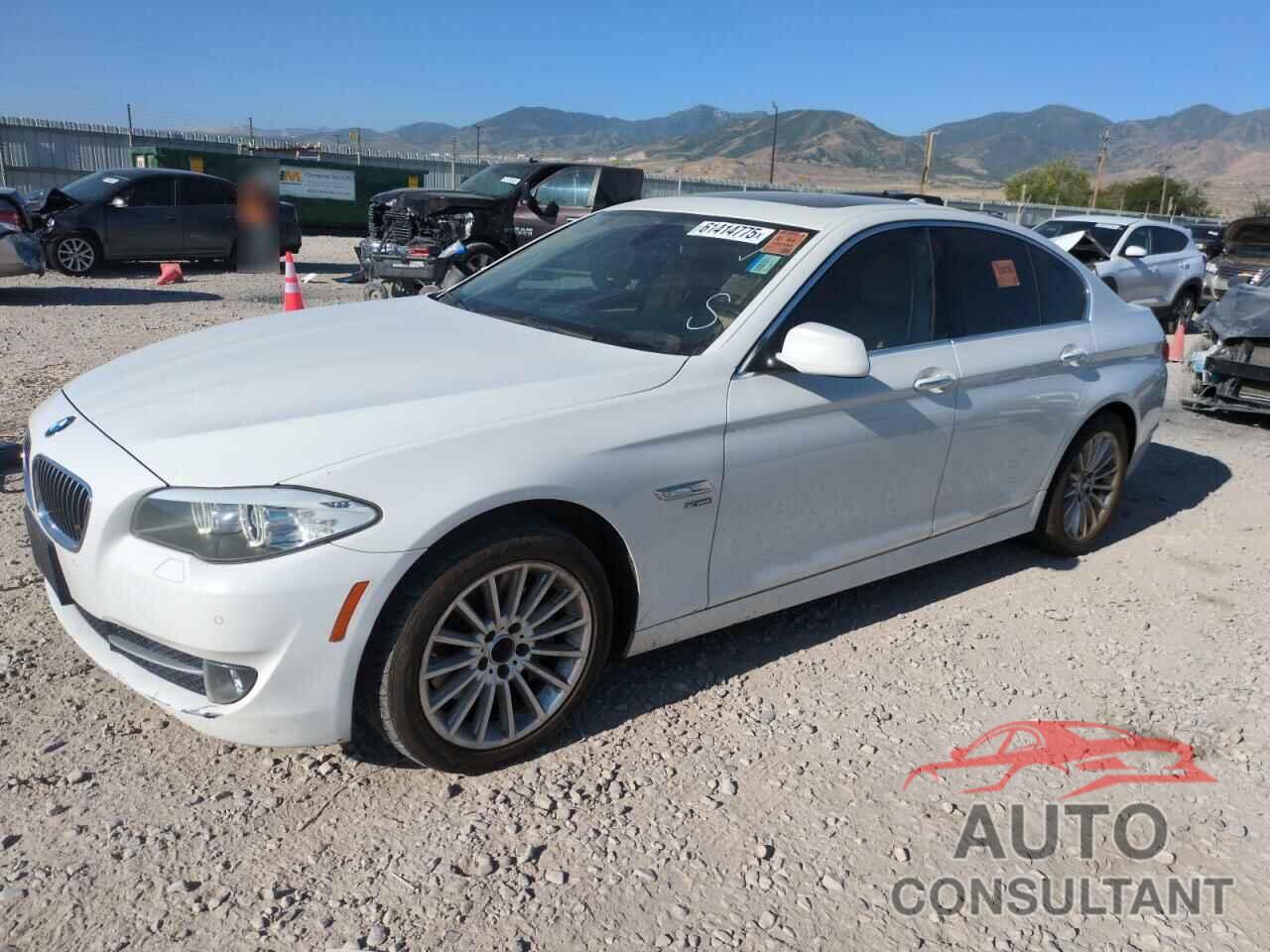 BMW 5 SERIES 2012 - WBAFU7C5XCDU61750