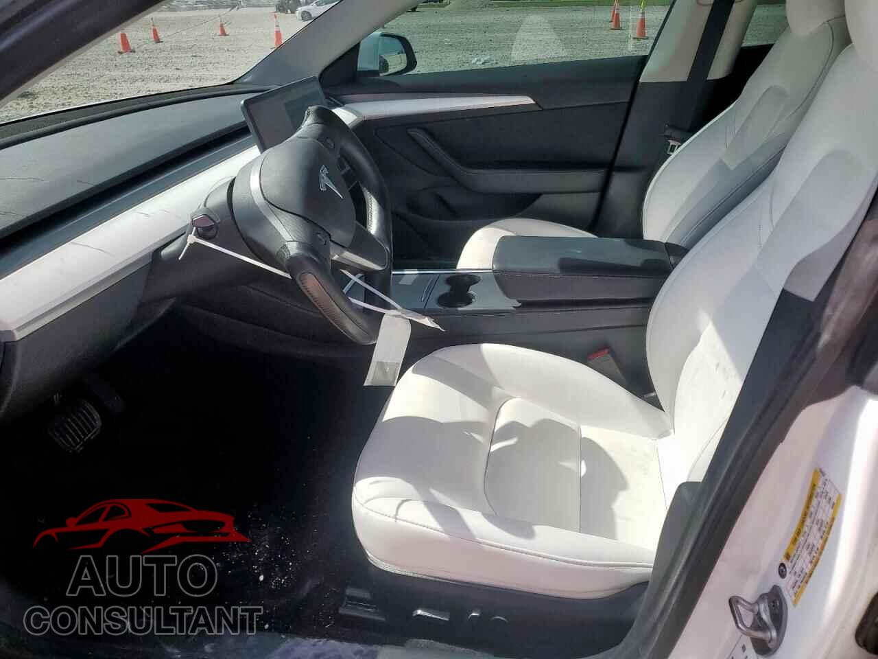 TESLA MODEL 3 2021 - 5YJ3E1EB1MF034230