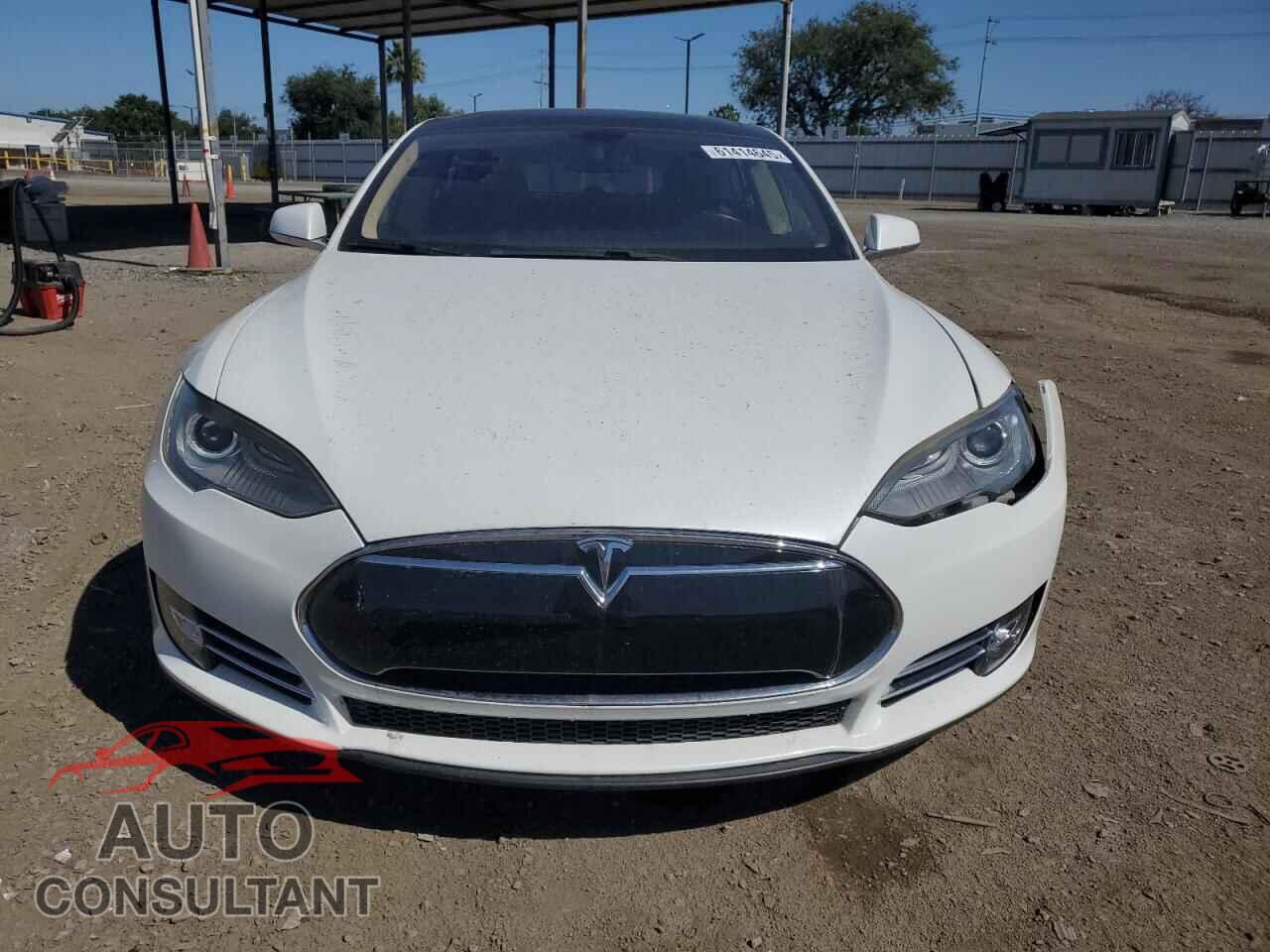 TESLA MODEL S 2012 - 5YJSA1DP0CFP01811