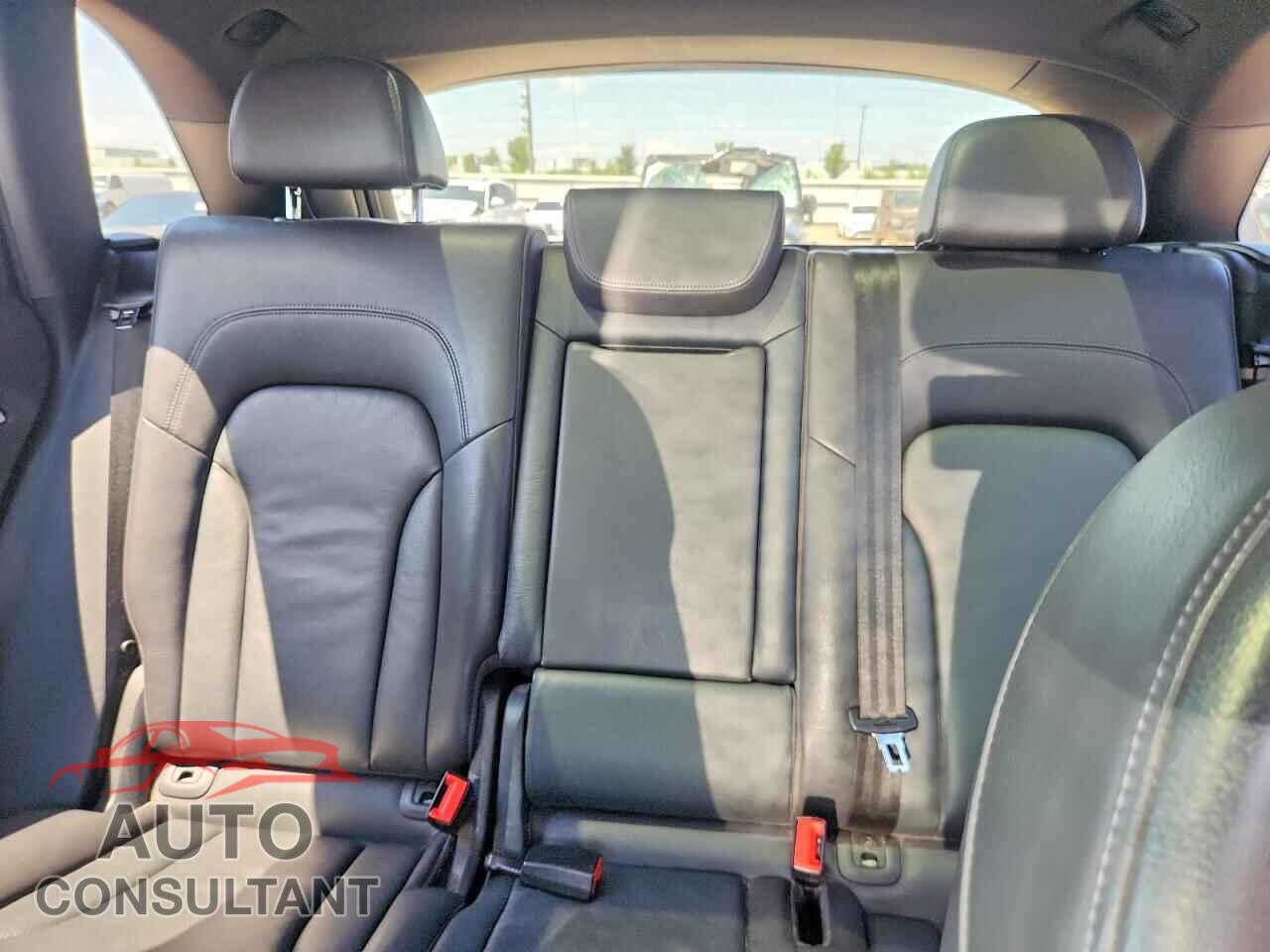 AUDI Q5 2017 - WA1M2AFP3HA046489