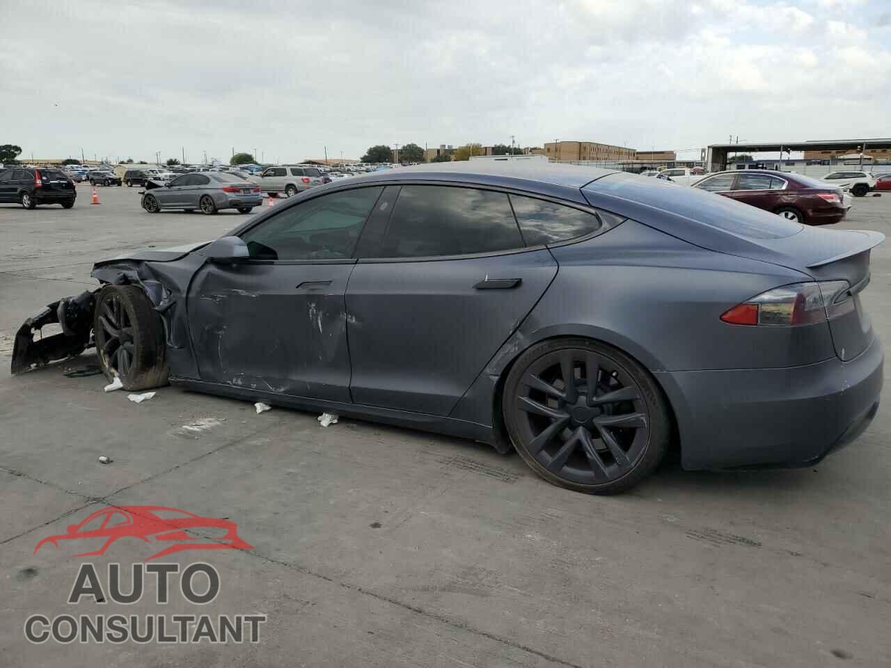 TESLA MODEL S 2021 - 5YJSA1E64MF452324
