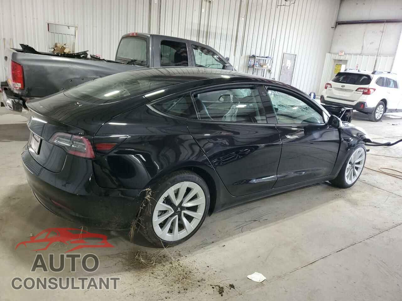 TESLA MODEL 3 2022 - 5YJ3E1EA3NF372396