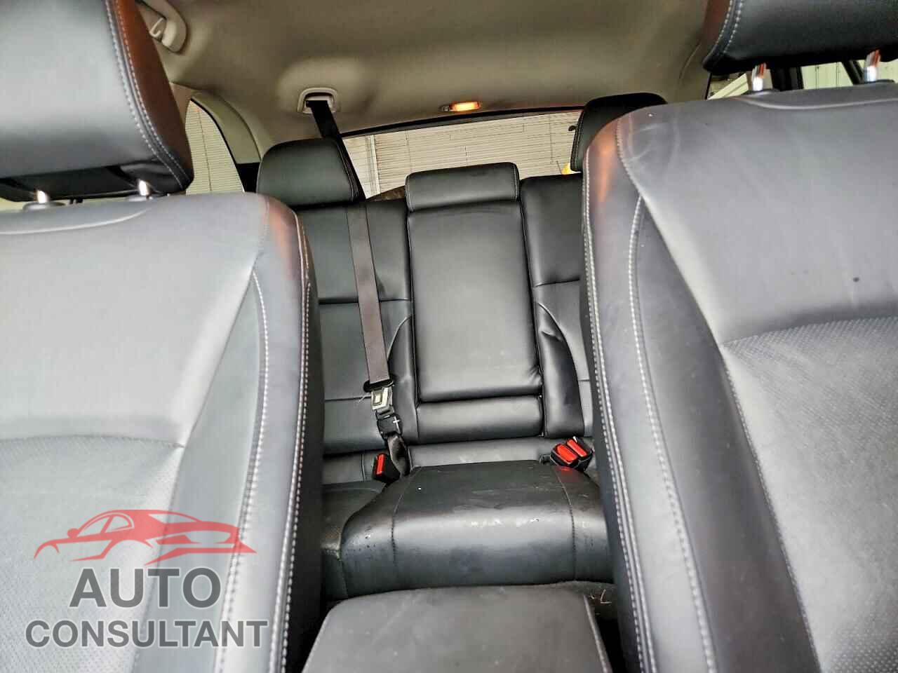 SUBARU OUTBACK 2017 - 4S4BSENC4H3301511