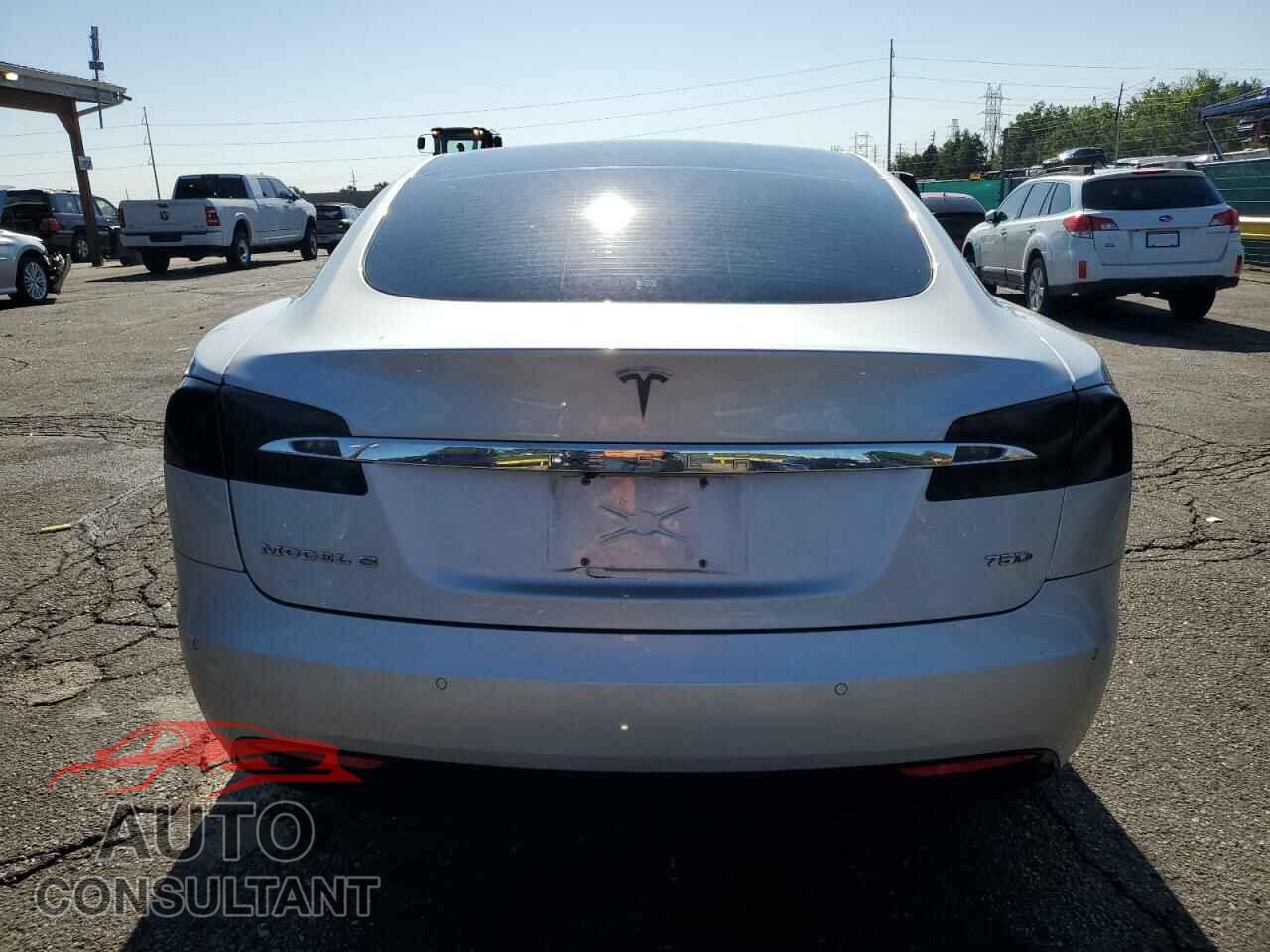 TESLA MODEL S 2018 - 5YJSA1E26JF261397