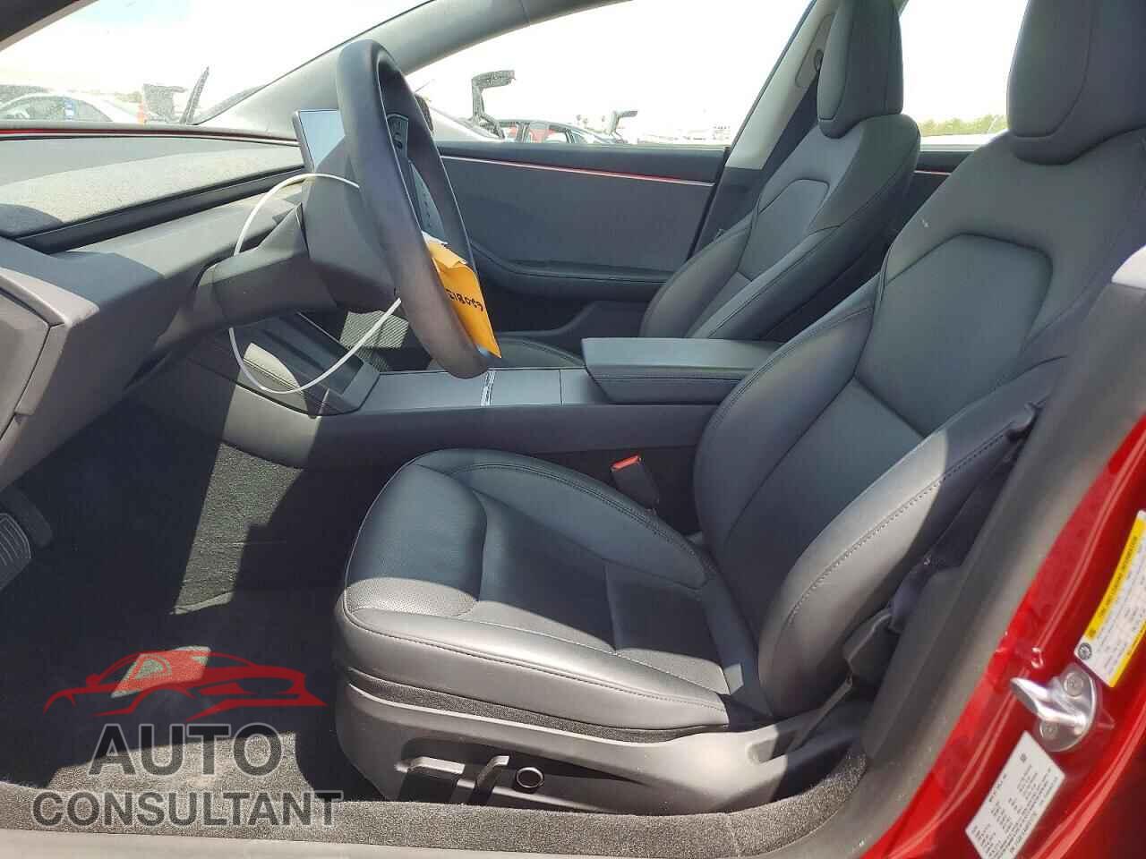 TESLA MODEL 3 2025 - 5YJ3E1EA4SF012792