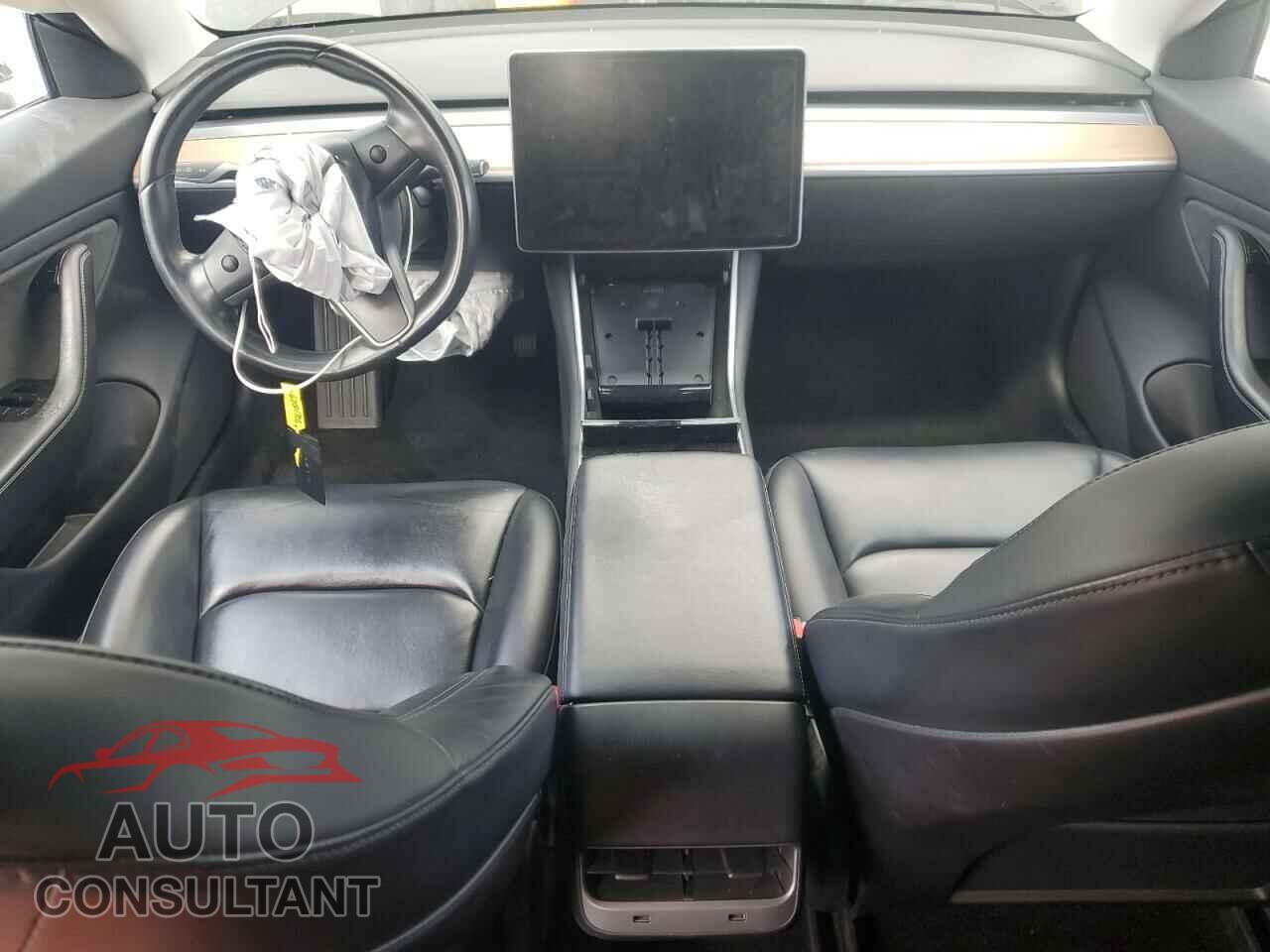TESLA MODEL 3 2019 - 5YJ3E1EA2KF394594