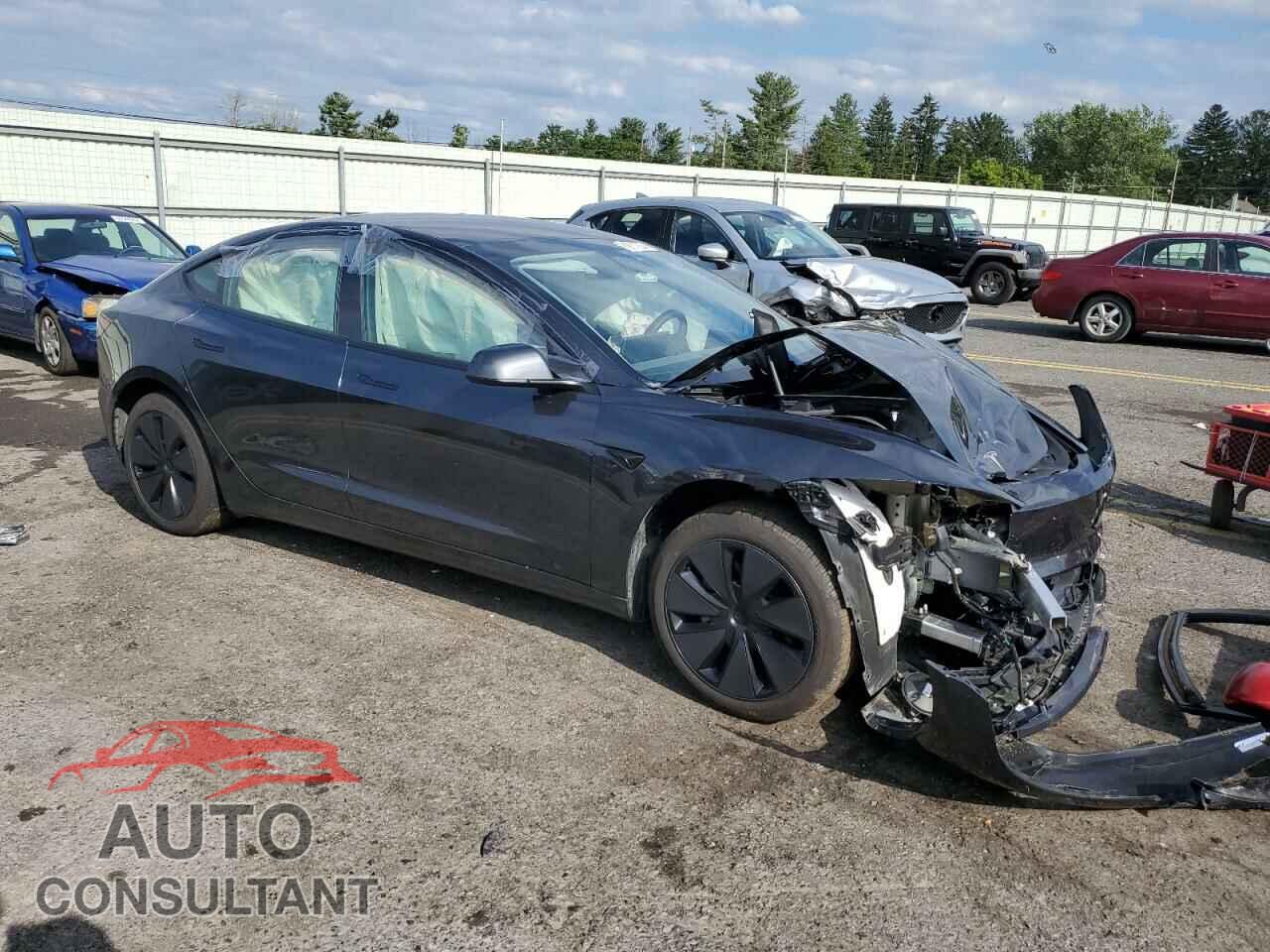 TESLA MODEL 3 2024 - 5YJ3E1EA8RF721672