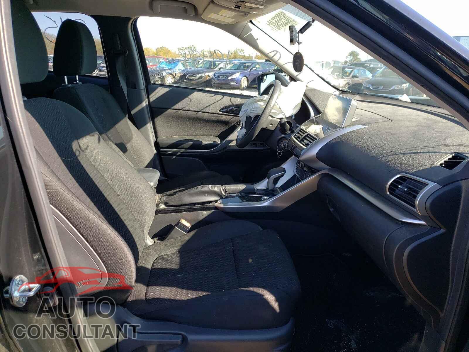 MITSUBISHI ECLIPSE 2018 - JA4AT4AA8JZ064546