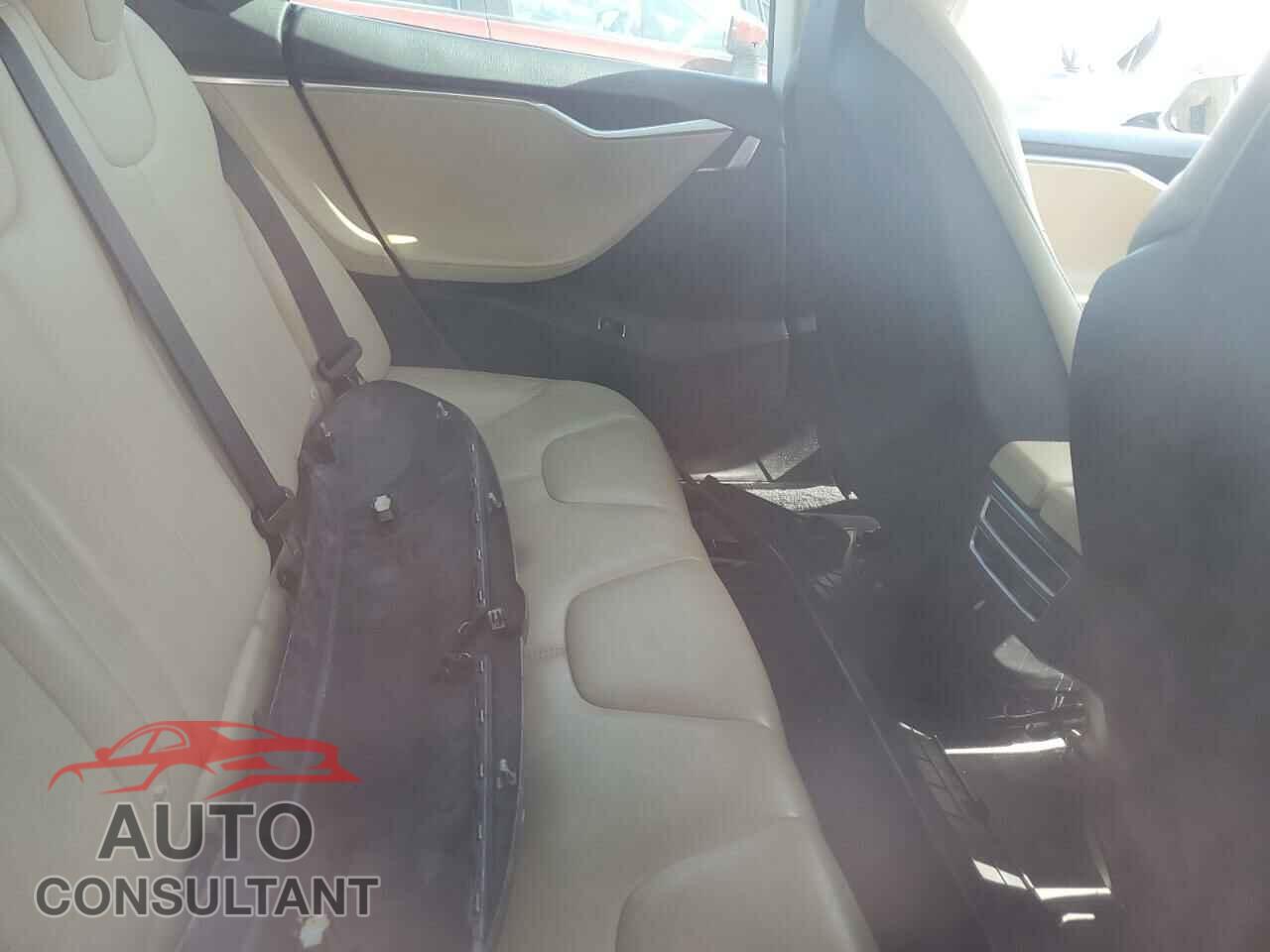 TESLA MODEL S 2015 - 5YJSA1S16FFP77018