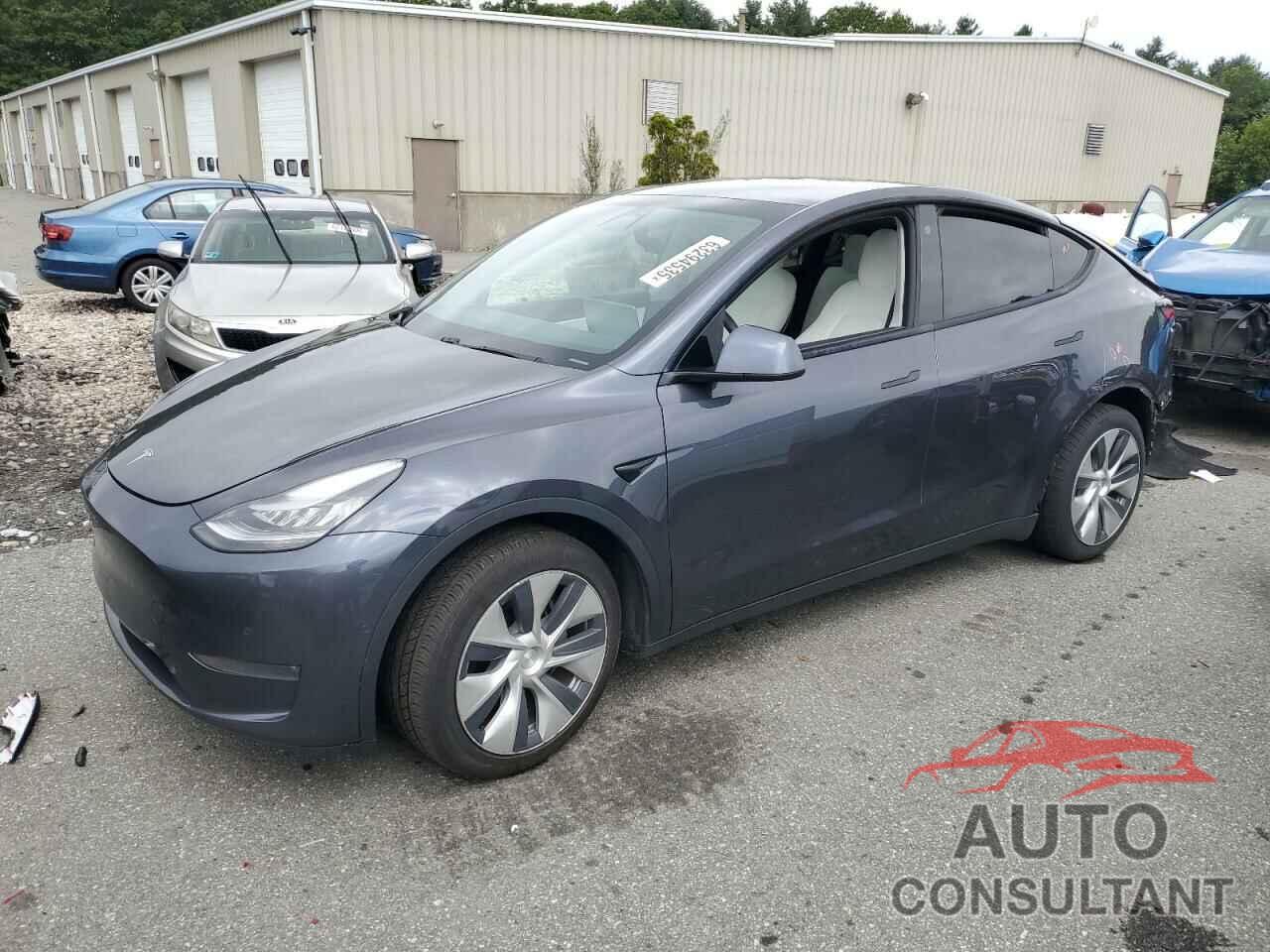 TESLA MODEL Y 2021 - 5YJYGDEEXMF083017