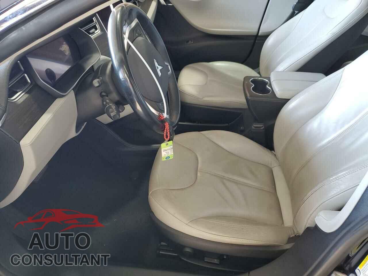 TESLA MODEL S 2014 - 5YJSA1H16EFP43523