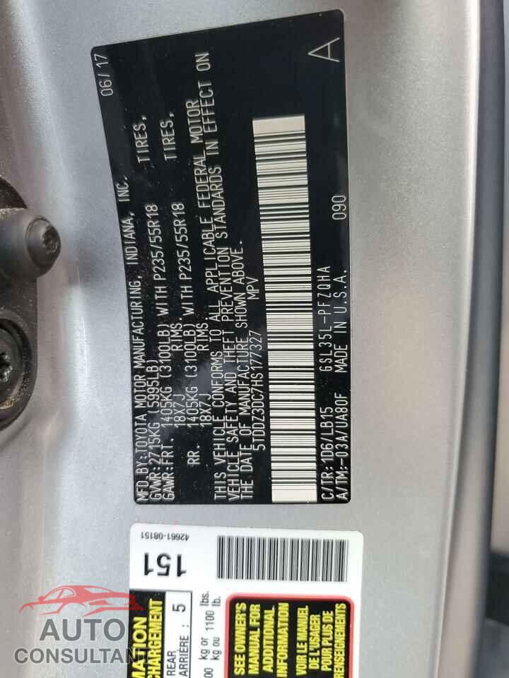 TOYOTA SIENNA 2017 - 5TDDZ3DC7HS177327