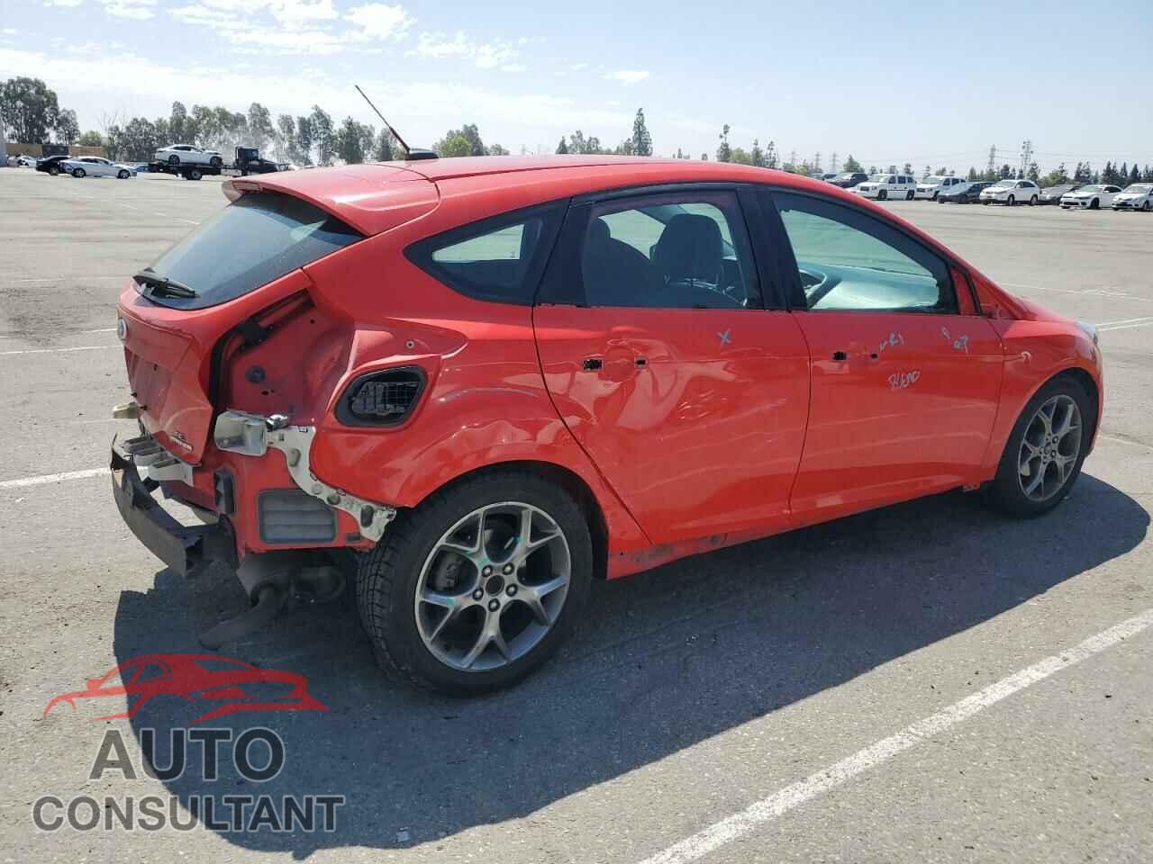 FORD FOCUS 2013 - 1FADP3K29DL342425