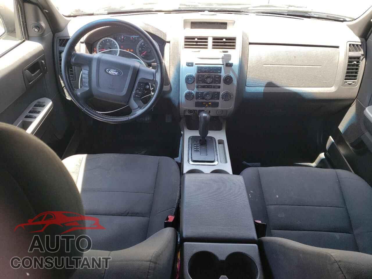 FORD ESCAPE 2011 - 1FMCU0D70BKC61849