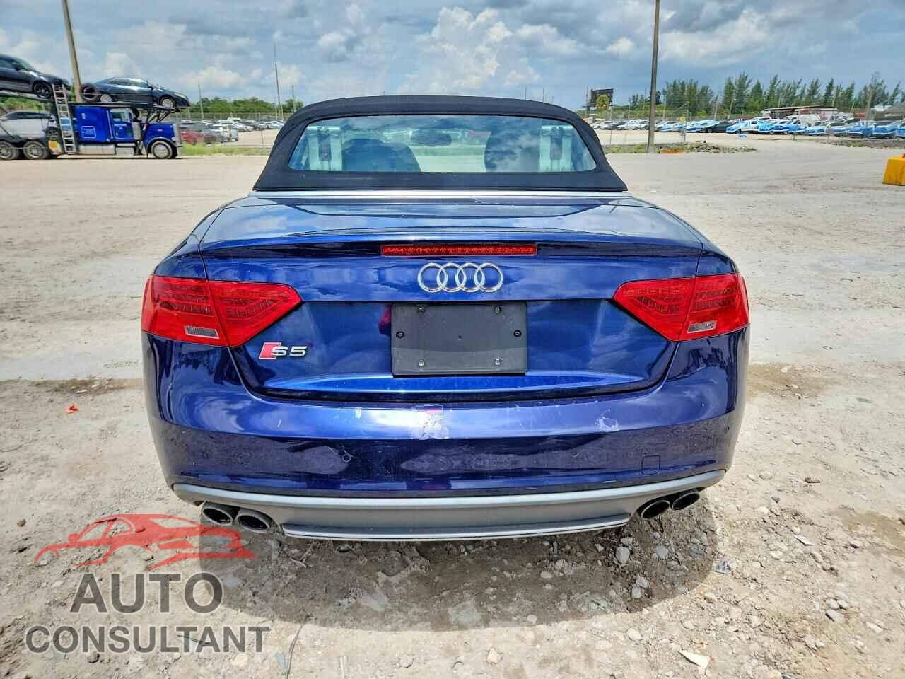 AUDI S5/RS5 2013 - WAUCGAFH4DN008510