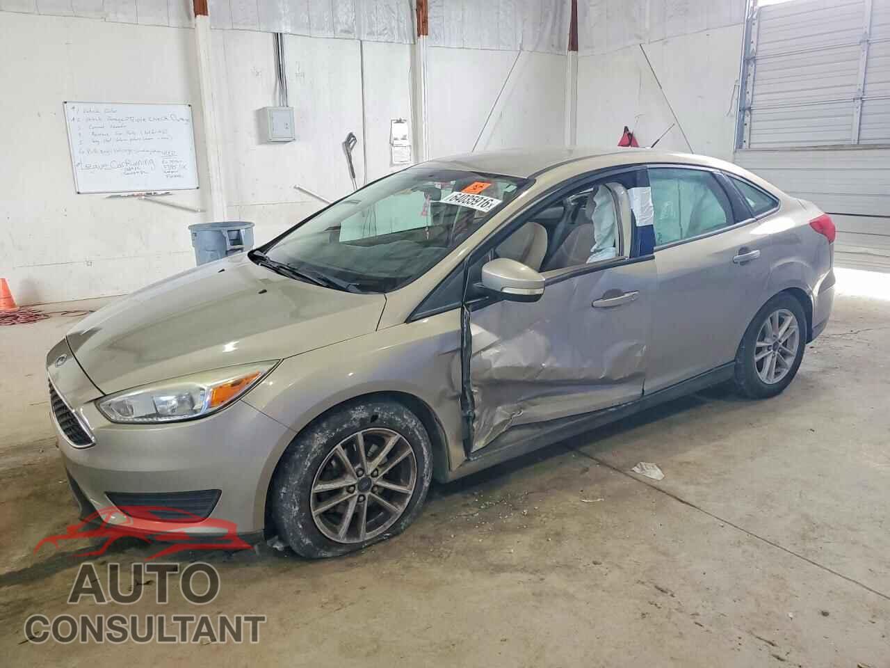 FORD FOCUS 2015 - 1FADP3F26FL311677