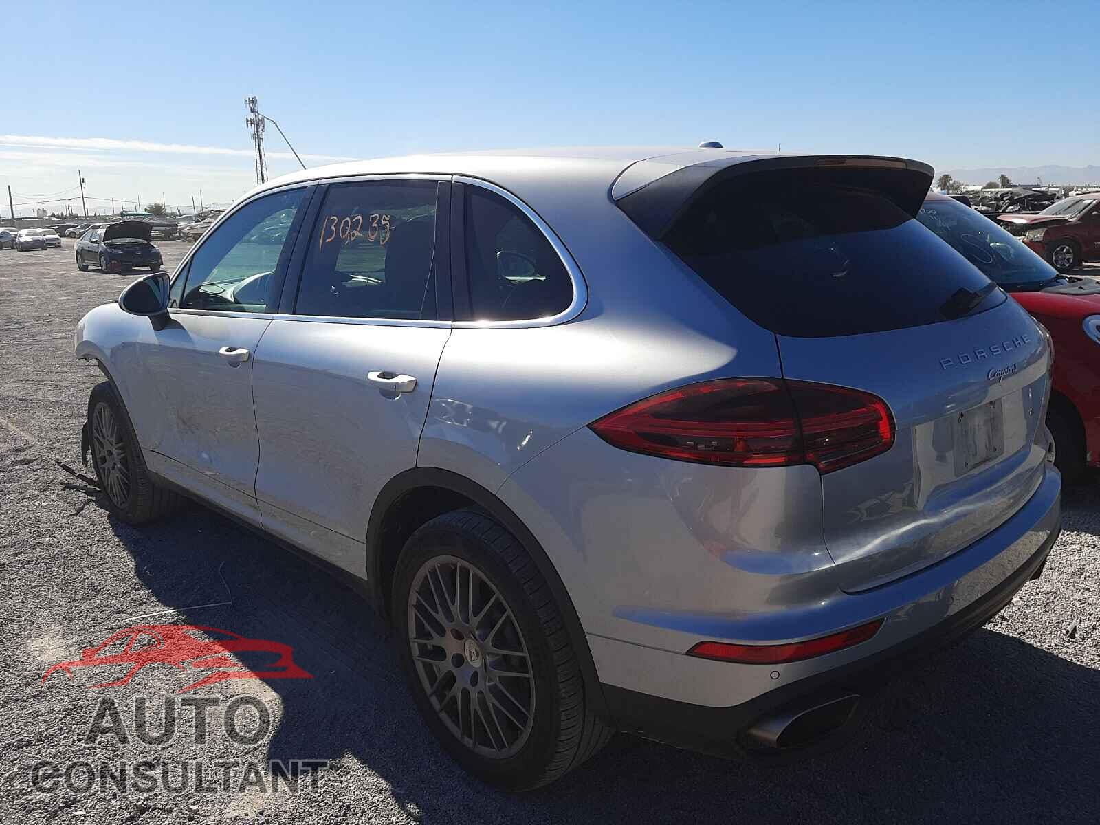 PORSCHE CAYENNE 2016 - WP1AA2A24GLA04590