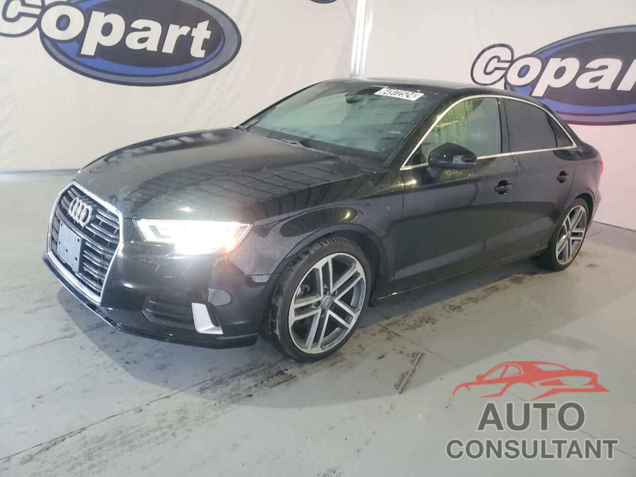 AUDI A3 2019 - WAUAUGFF8KA075990