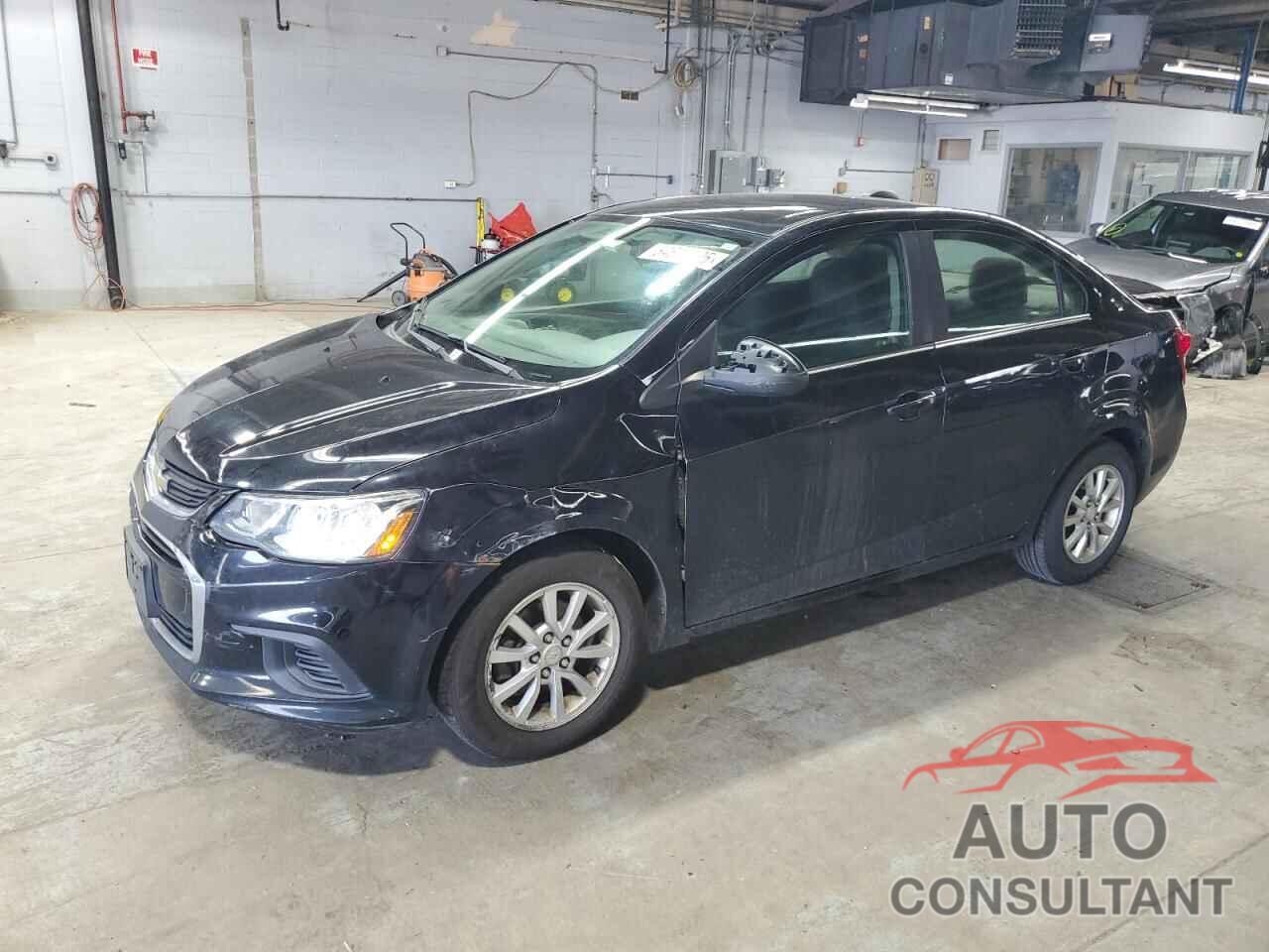 CHEVROLET SONIC 2018 - 1G1JD5SH2J4119812
