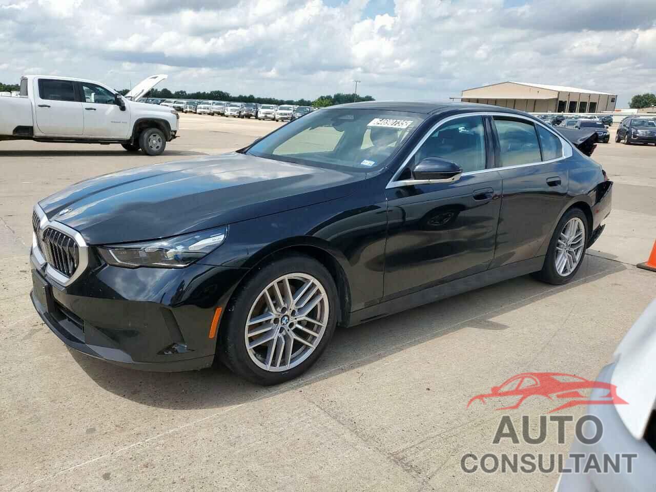 BMW 5 SERIES 2025 - WBA43FJ09SCU52165