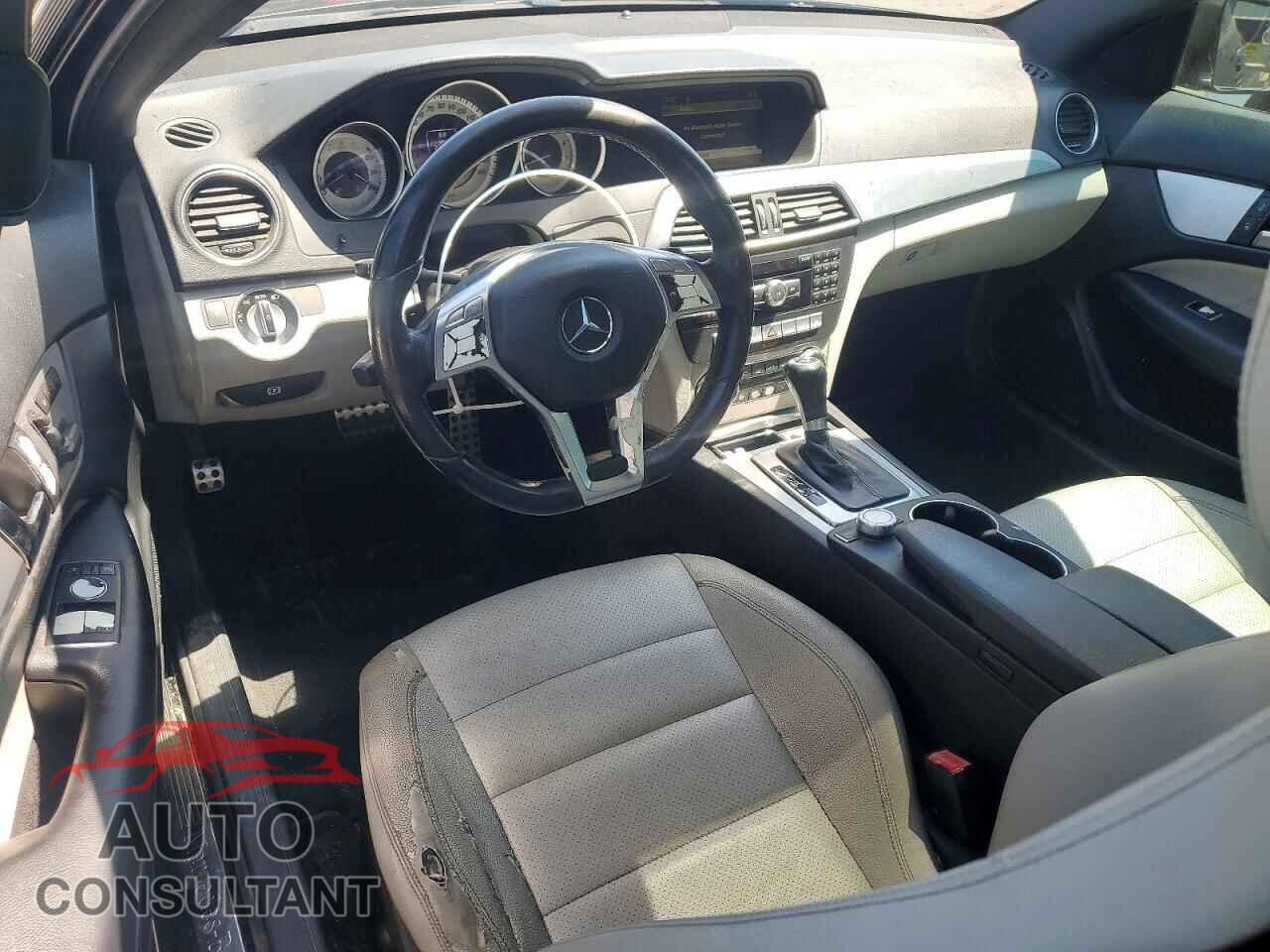 MERCEDES-BENZ C-CLASS 2012 - WDDGJ4HB9CF932455