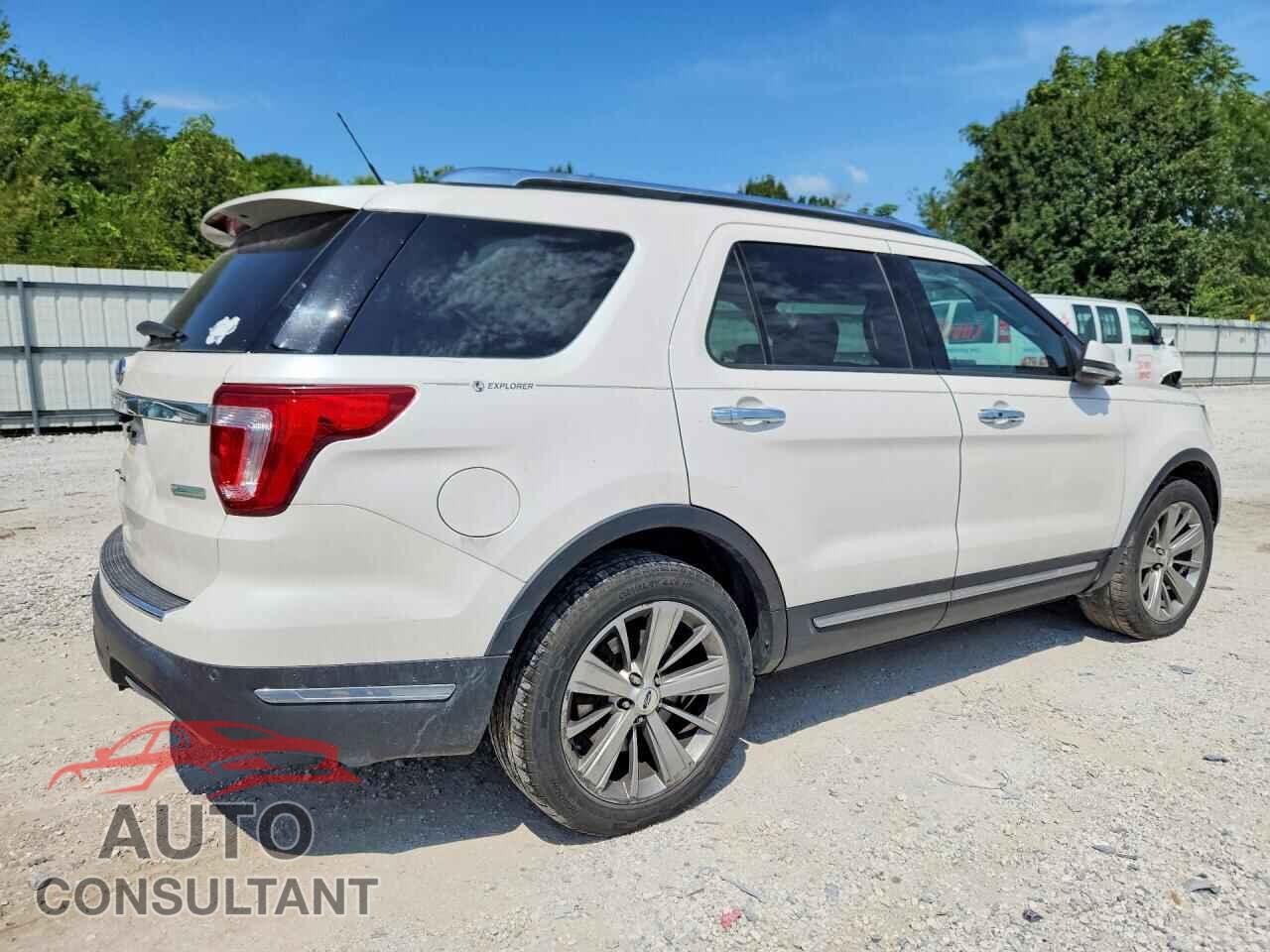 FORD EXPLORER 2018 - 1FM5K7FH0JGA42226