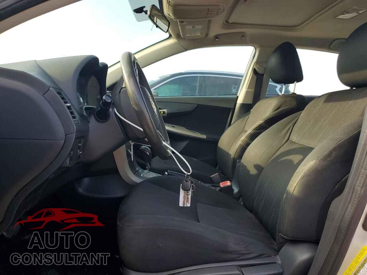TOYOTA COROLLA 2011 - 2T1BU4EE5BC609148