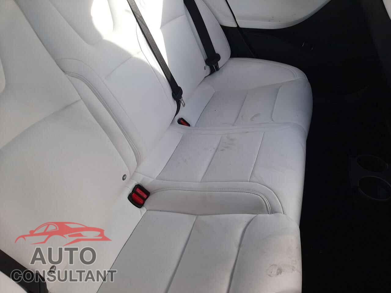TESLA MODEL S 2021 - 5YJSA1E26MF427437
