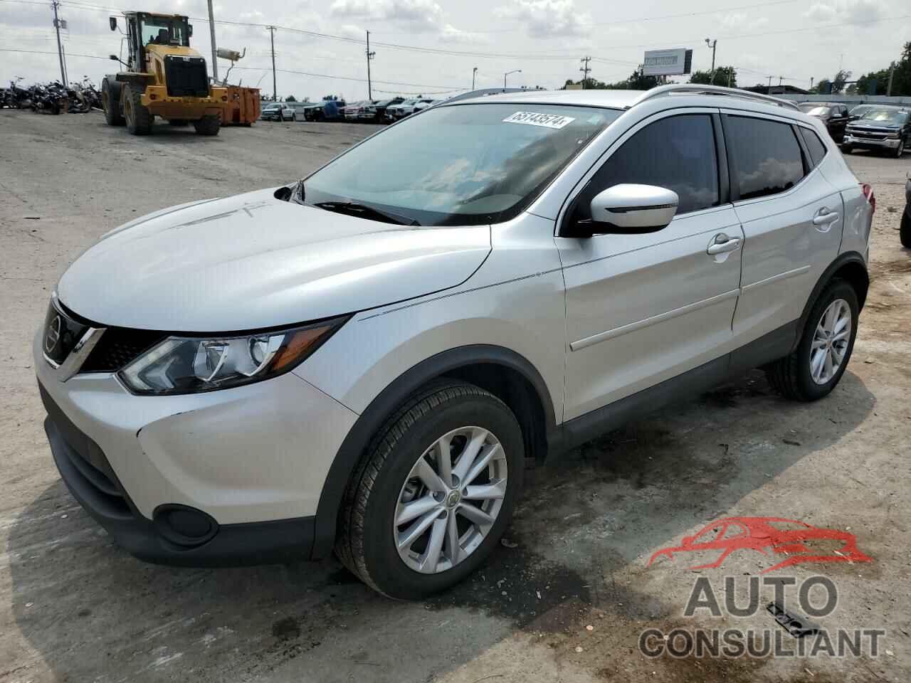 NISSAN ROGUE 2018 - JN1BJ1CP8JW183900