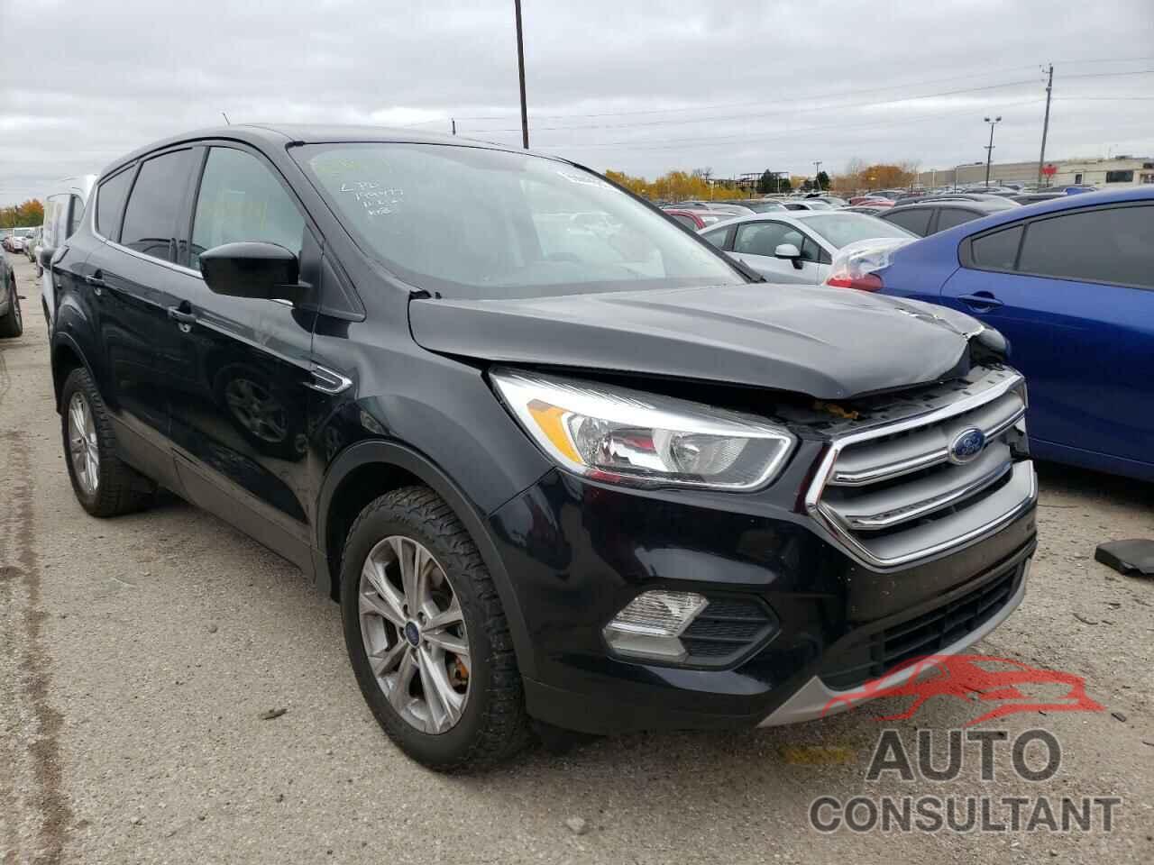 FORD ESCAPE 2017 - 1FMCU0GD4HUE14408