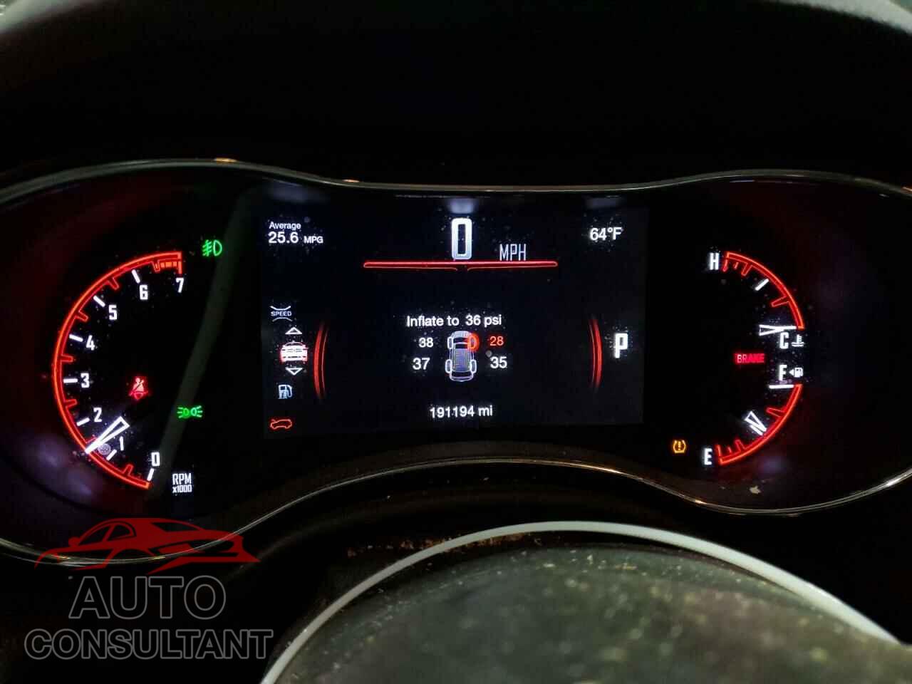 DODGE DURANGO 2017 - 1C4RDJAG5HC854814