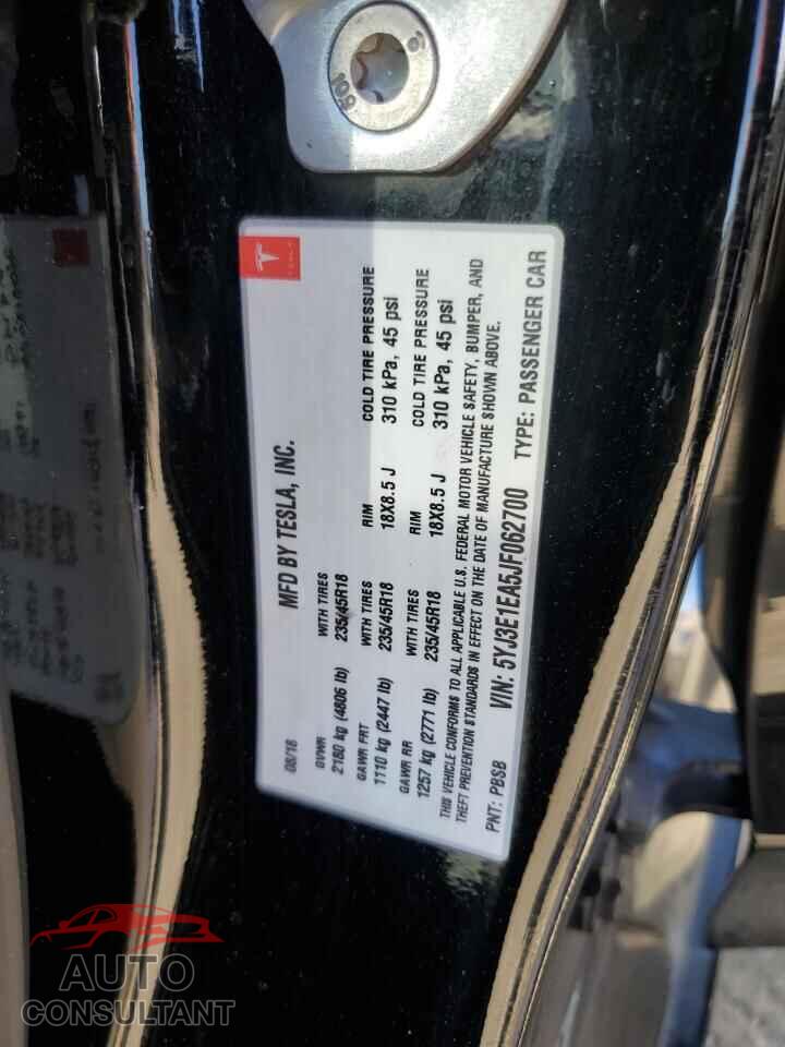 TESLA MODEL 3 2018 - 5YJ3E1EA5JF062700