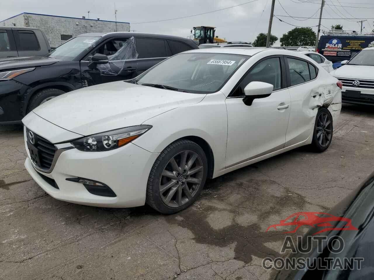 MAZDA 3 2018 - 3MZBN1V31JM160368