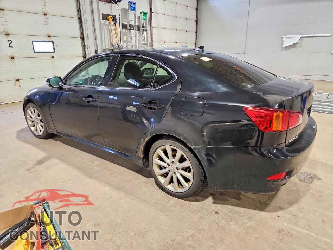 LEXUS IS 2010 - JTHCF5C25A2034090