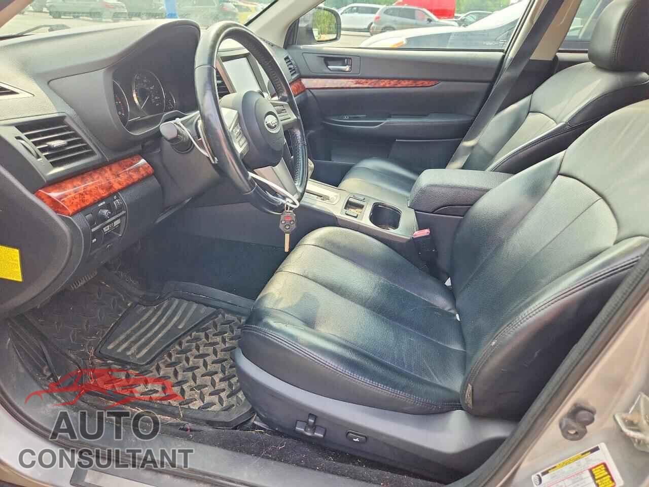 SUBARU OUTBACK 2010 - 4S4BRBLC1A3385094