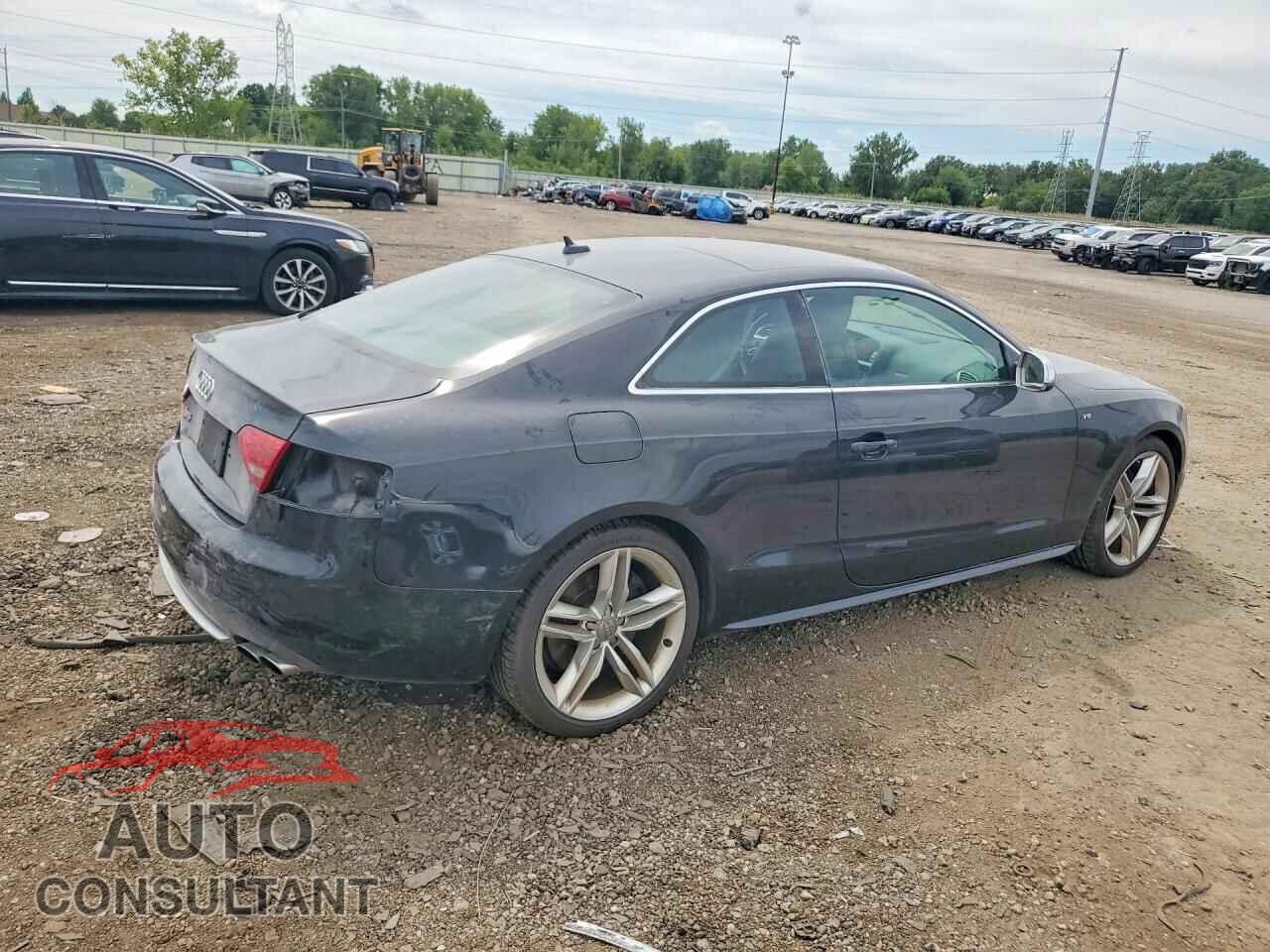 AUDI S5/RS5 2010 - WAUGVAFR8AA083973