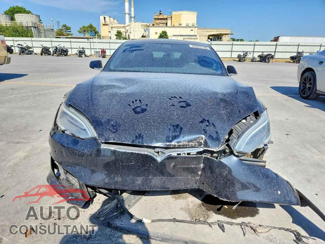 TESLA MODEL S 2017 - 5YJSA1E27HF230301
