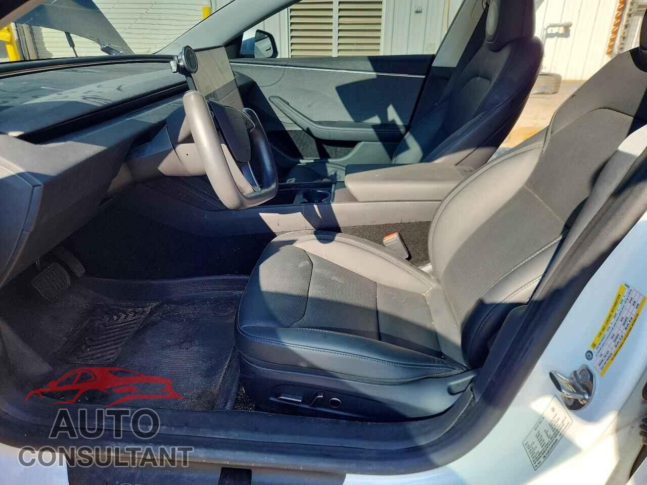 TESLA MODEL 3 2024 - 5YJ3E1EA2RF854928