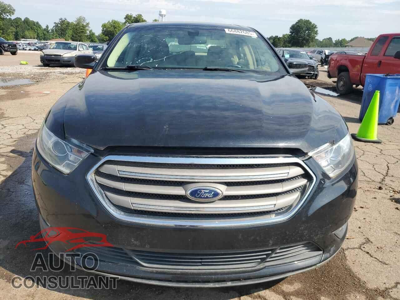 FORD TAURUS 2013 - 1FAHP2E86DG166065
