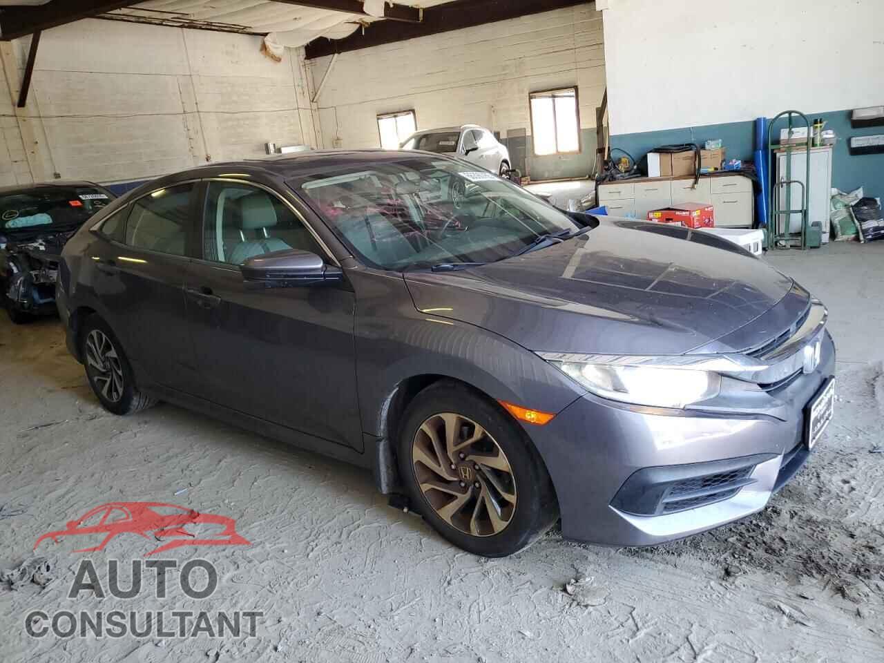 HONDA CIVIC 2018 - 2HGFC2F72JH553345
