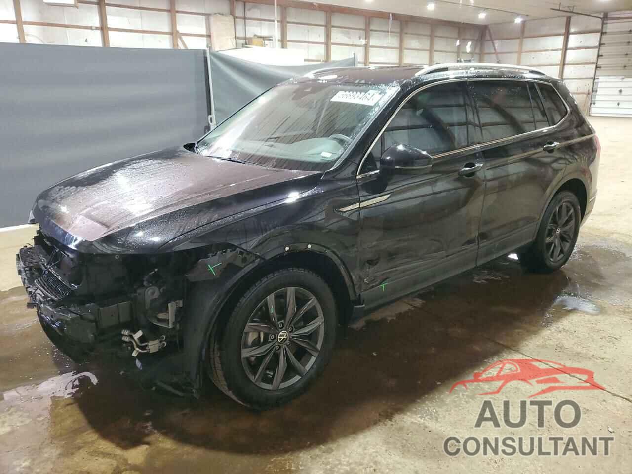 VOLKSWAGEN TIGUAN 2023 - 3VV3B7AX8PM013860