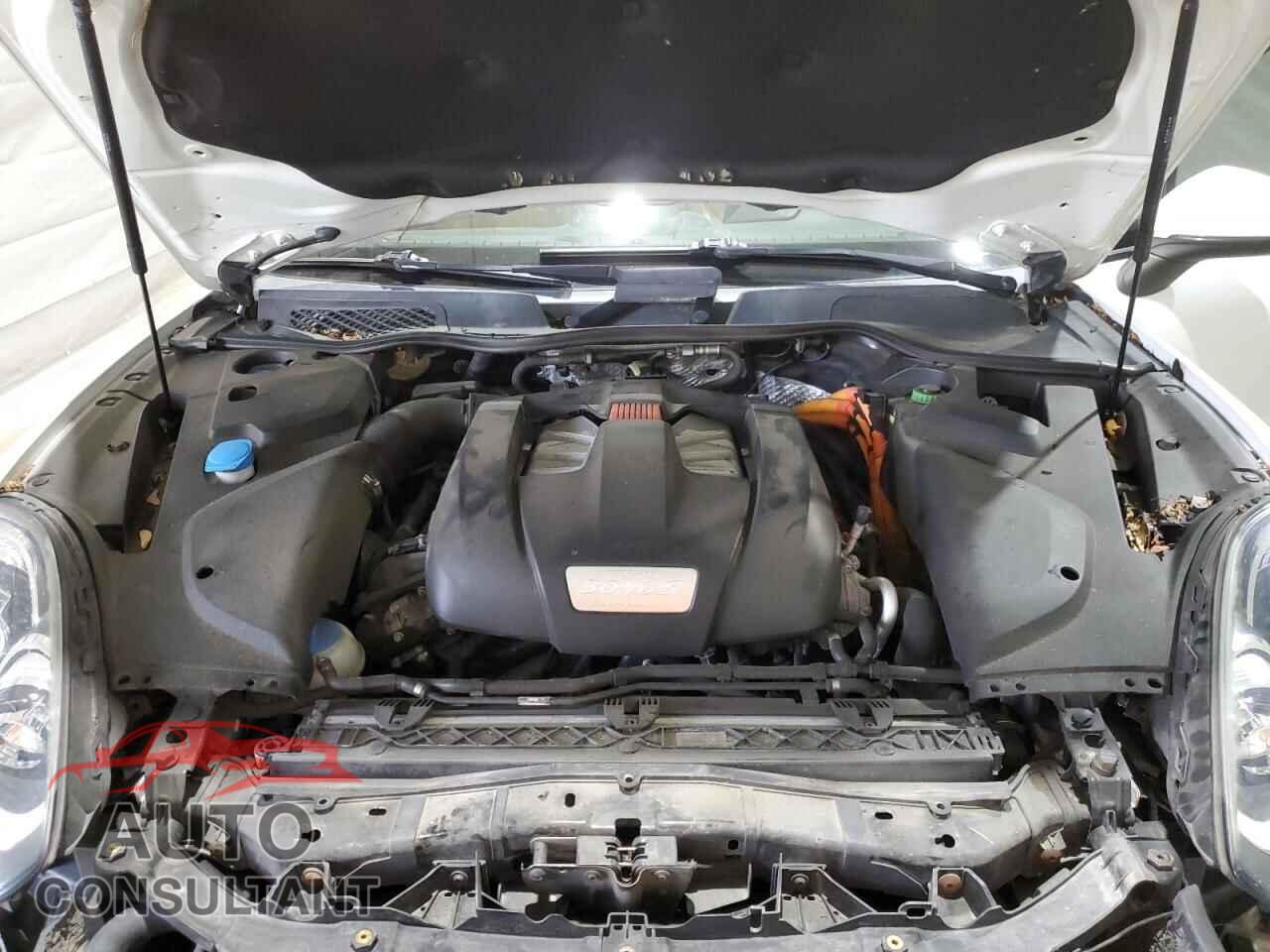 PORSCHE CAYENNE 2015 - WP1AE2A24FLA53579