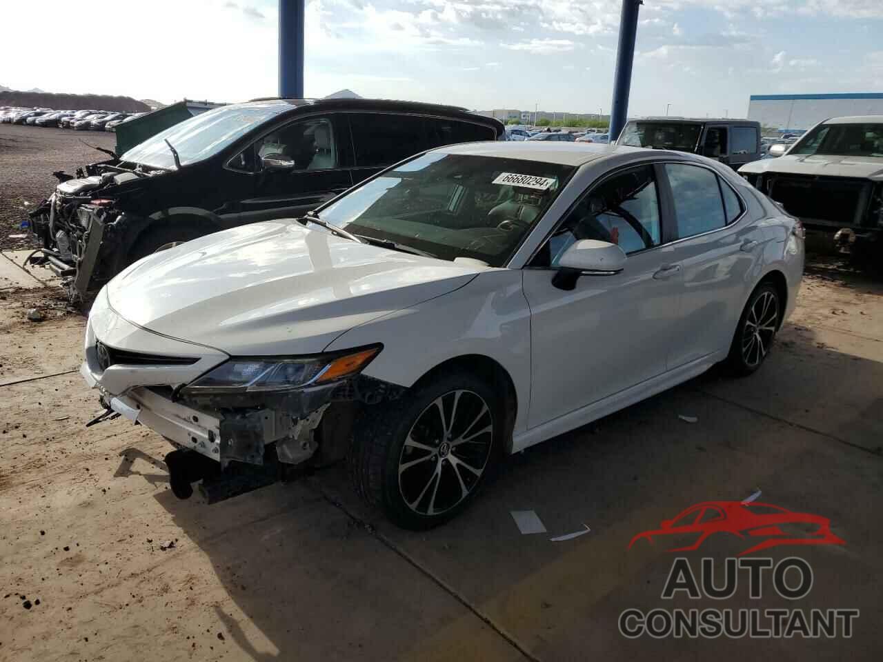 TOYOTA CAMRY 2019 - 4T1B11HK1KU802470