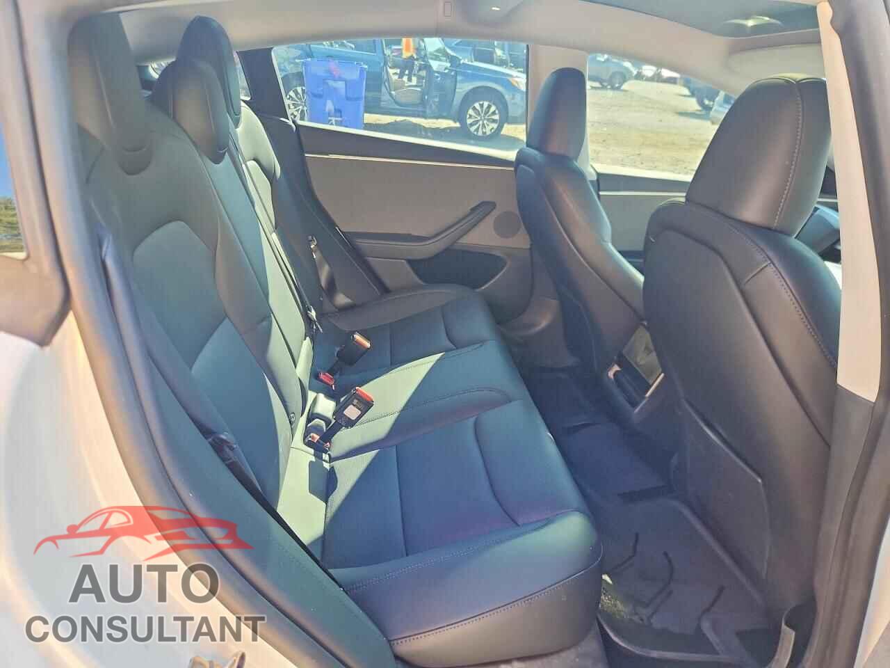 TESLA MODEL 3 2024 - 5YJ3E1EA2RF854928