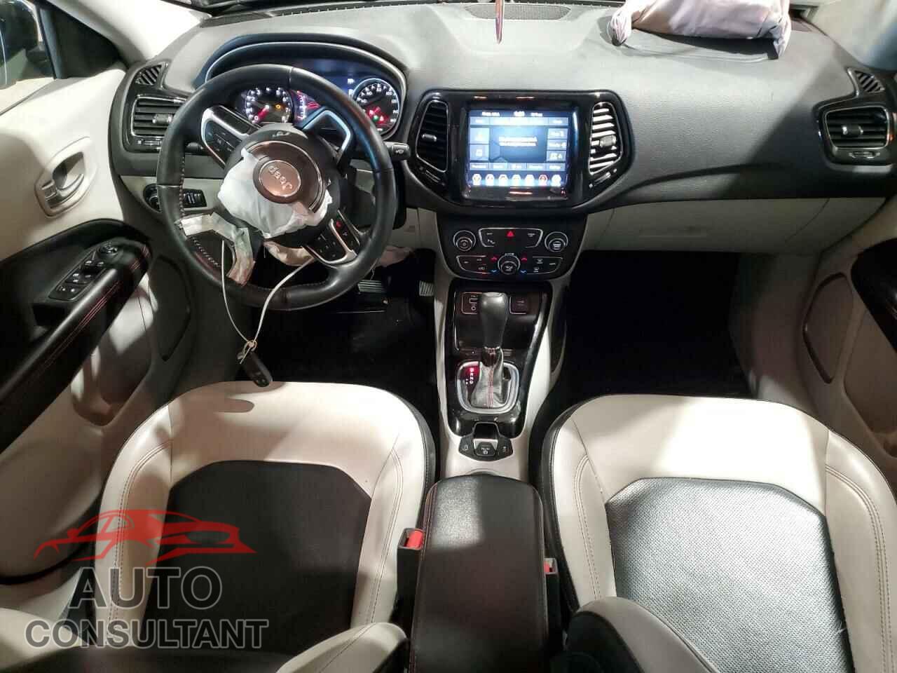 JEEP COMPASS 2019 - 3C4NJCCB2KT836416