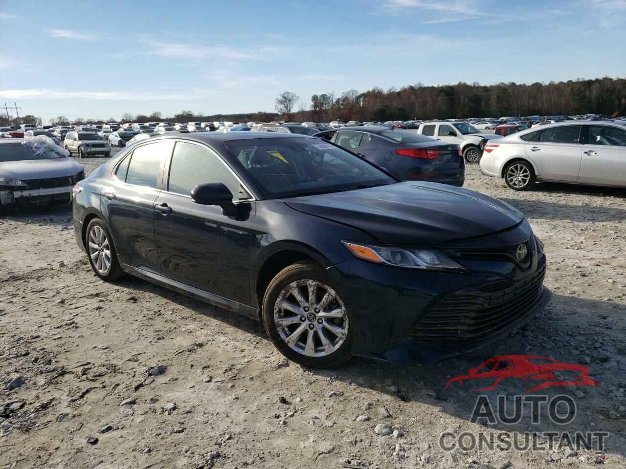 TOYOTA CAMRY 2018 - 4T1B11HK3JU554074